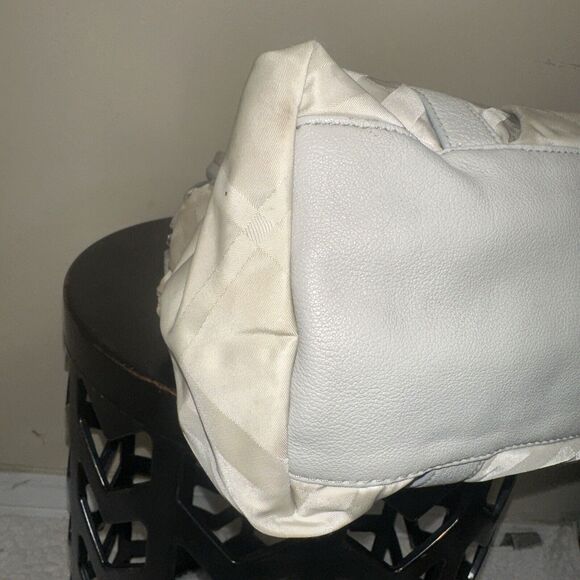 Authentic Burberry Nova Check Cream Nylon Silver Leather Handbag ShoulderSatchel - Picture 14 of 16
